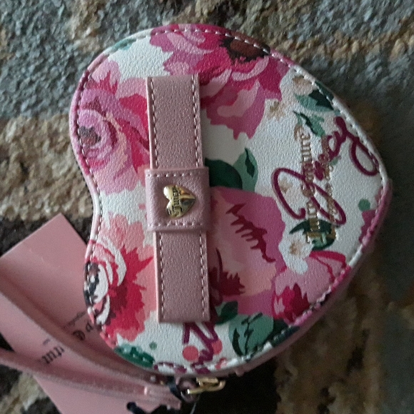 3x*Host Pick*Juicy Couture gorgeous wristlet - Picture 12 of 16
